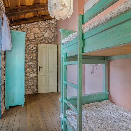 Pinia With Pool Villa Pinezići