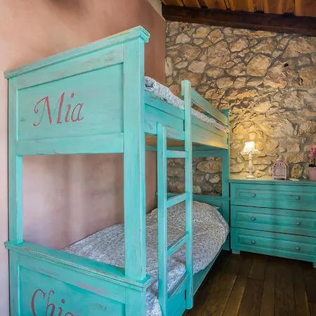 Pinia With Pool Pinezići