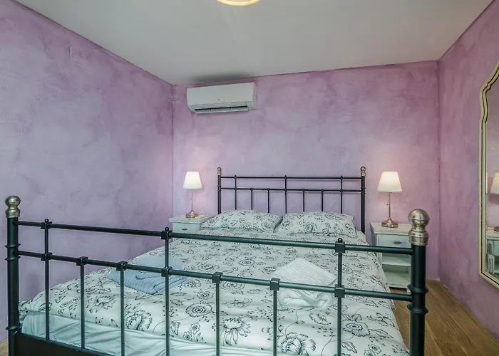 Villa Pinia With Pool Pinezići