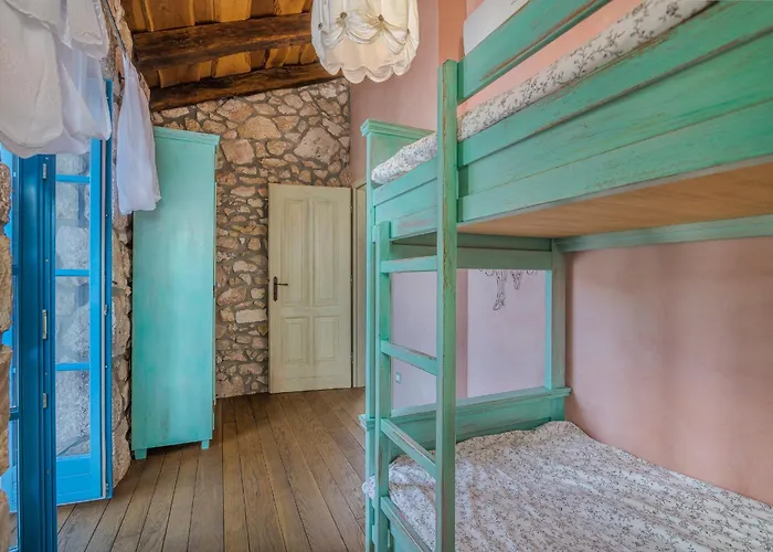 Pinia With Pool Вилла Пинезичи