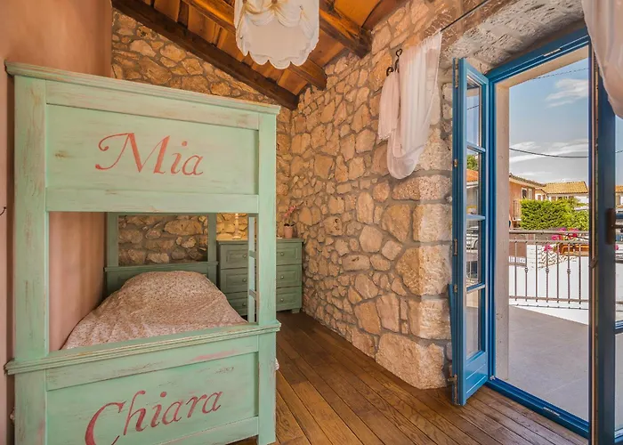 Villa Pinia With Pool Pinezići