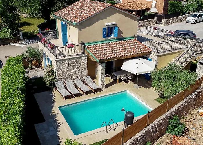 Pinia With Pool Вилла *